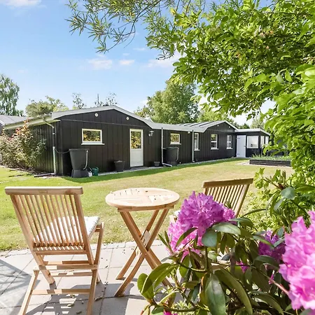 Dom wakacyjny Unique In Quiet Surroundings Storvorde